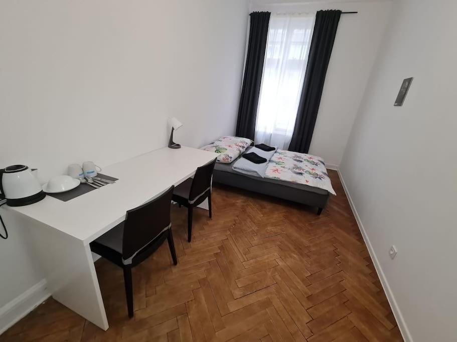 Fantastic Waw - Ok11 Room D Varşova Dış mekan fotoğraf